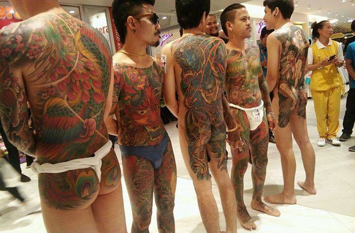www.thai-dk.dk/uploads/Shoppers-Stunned-At-Tattoo-Contest-1.jpg