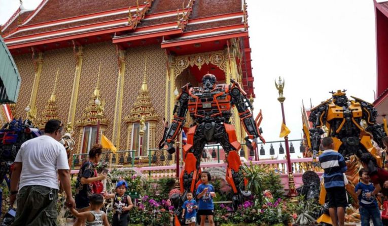 www.thai-dk.dk/uploads/temple-superheroes.jpg